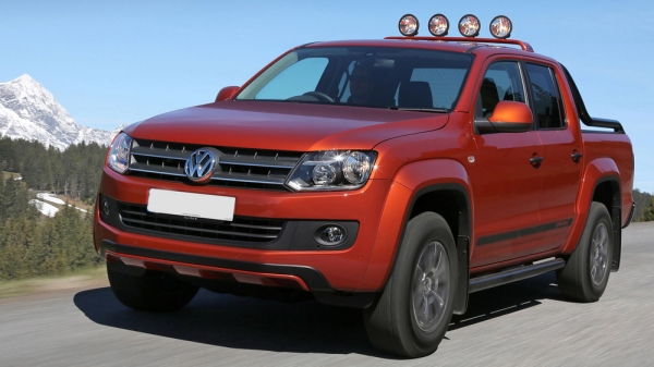 VOLKSWAGEN AMAROK 4x4 CANYON 180 HP